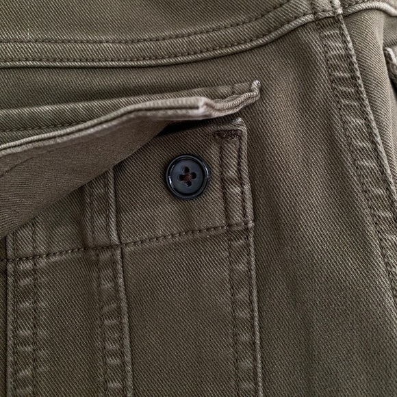 SPANX, Stretch Twill Ankle Cargo Pants, Green, Sage, Olive, Army - Picture 6 of 8